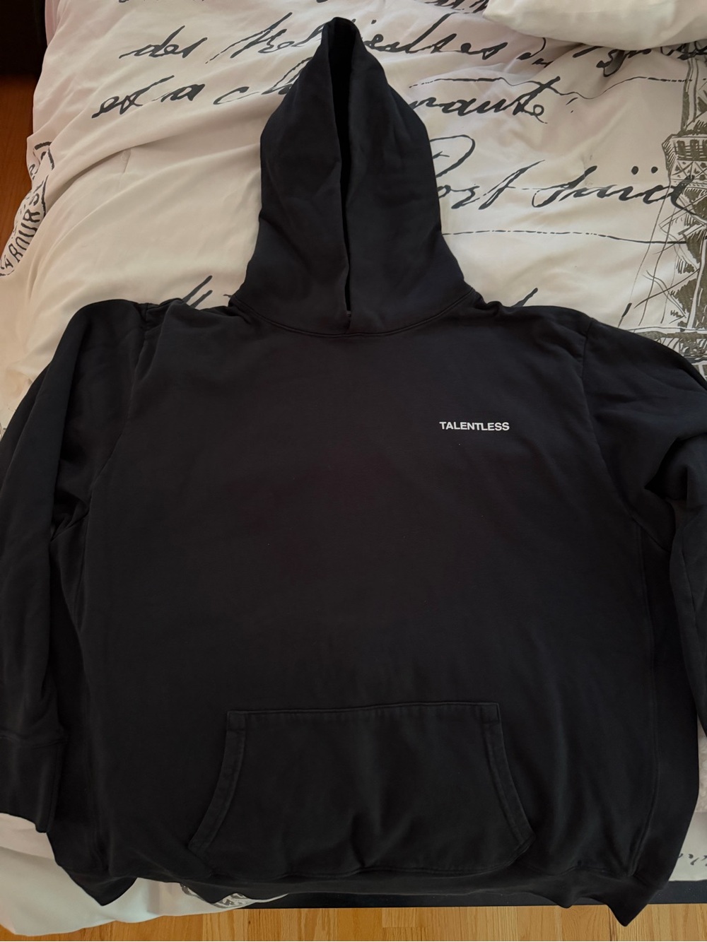 TALENTLESS Black Pullover Hoodie/Pant Set